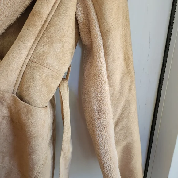 Lovers + friends Faux Fur Tan Jacket, Sz XS - Picture 4 of 12